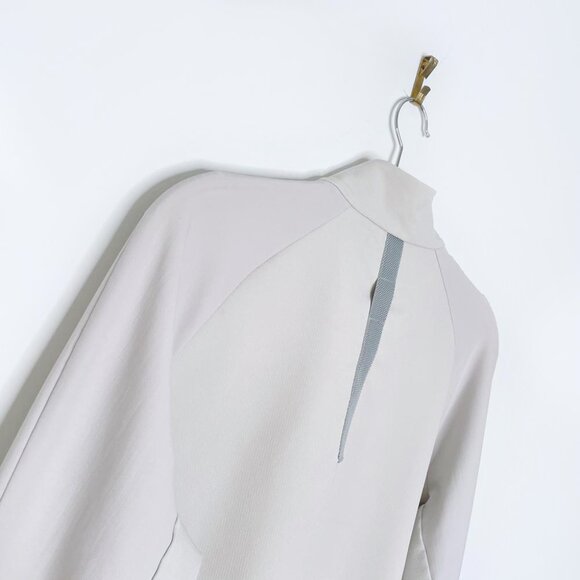 ⚡️SOLD⚡️ lululemon 2019 license to train jacket stretch - Picture 6 of 11